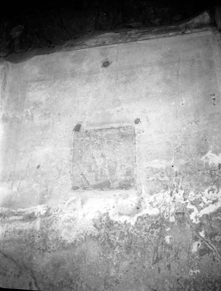 231015 Bestand-D-DAI-ROM-W.578.jpg
VI.9.2 Pompeii. W.578. Peristyle 16, north wall, Apollo, the fourth picture from east end.
See Helbig, W., 1868. Wandgemälde der vom Vesuv verschütteten Städte Campaniens. Leipzig: Breitkopf und Härtel. (205).
Photo by Tatiana Warscher. With kind permission of DAI Rome, whose copyright it remains. 
See http://arachne.uni-koeln.de/item/marbilderbestand/231015 
