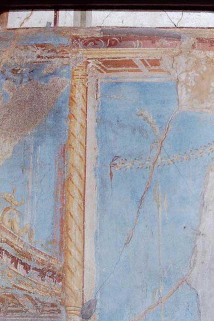 VI.9.2 Pompeii, 1968. Room 29, detail of painted wall decoration from south wall.
Photo by Stanley A. Jashemski. Source: The Wilhelmina and Stanley A. Jashemski archive in the University of Maryland Library, Special Collections (See collection page) and made available under the Creative Commons Attribution-Non Commercial License v.4. See Licence and use details. J68f0998