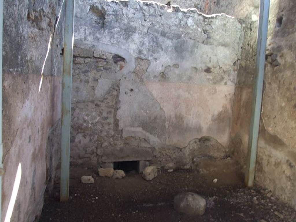 VI.9.6 Pompeii. March 2009. Room 2. Room to south of entrance that had a latrine and staircase. South wall.