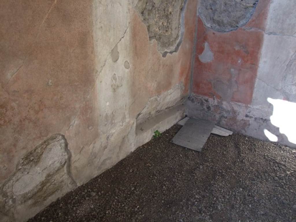VI.9.6 Pompeii. March 2009. Room 13. Recess in west wall.