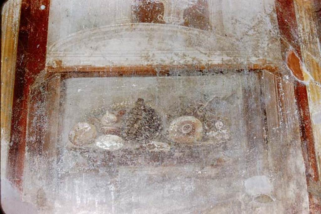 VI.9.6 Pompeii. 1959. Room 6, painting of basket of fruit, from west wall of peristyle, in north-west corner. Photo by Stanley A. Jashemski.
Source: The Wilhelmina and Stanley A. Jashemski archive in the University of Maryland Library, Special Collections (See collection page) and made available under the Creative Commons Attribution-Non Commercial License v.4. See Licence and use details.
J59f0376