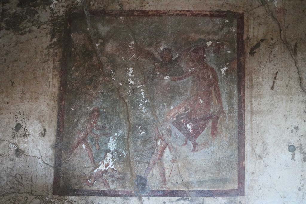 VI.10.1 Pompeii. December 2018. 
Central wall painting from north wall of rear room showing Venus Pescatrice with three cupids and angel. Photo courtesy of Aude Durand.
