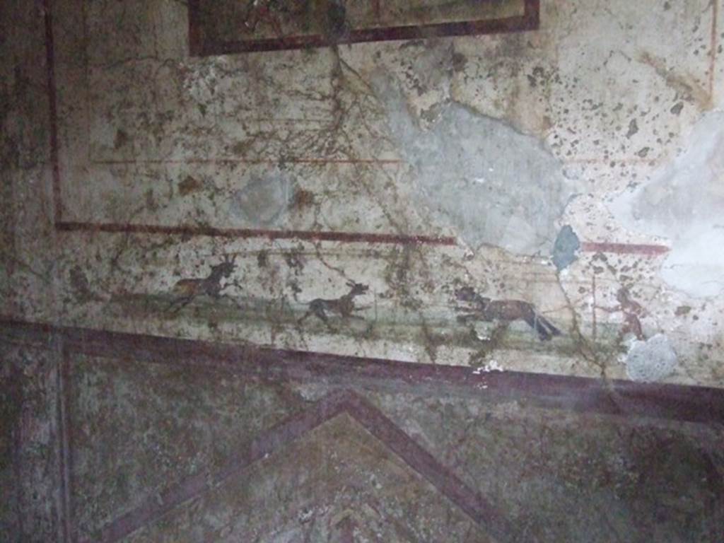 Wall painting of hunting scene from centre of north wall of rear room, below painting of Venus Pescatrice.