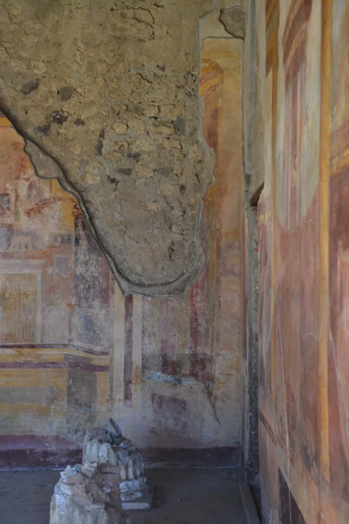 VI.11.10 Pompeii. November 2017. Room 43, north wall in north-east corner.
Foto Annette Haug, ERC Grant 681269 DÉCOR