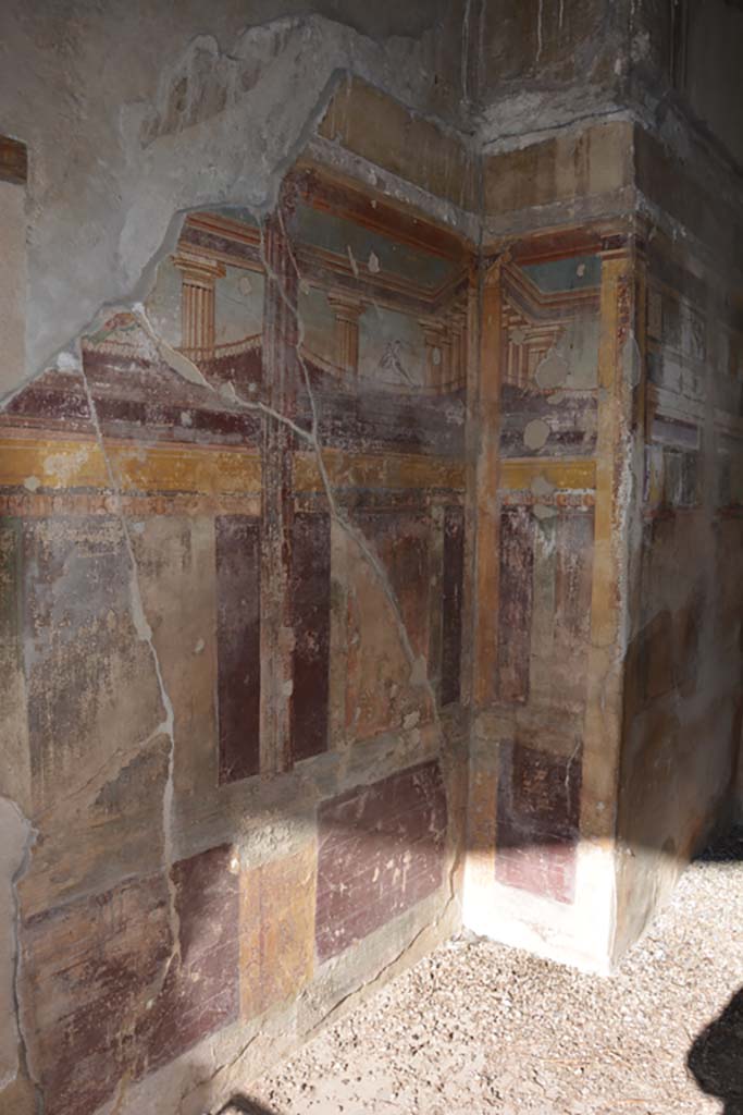 VI.11.10 Pompeii. November 2017.
Room 46, painted west wall of bedroom and west side of alcove.
Foto Annette Haug, ERC Grant 681269 DÉCOR