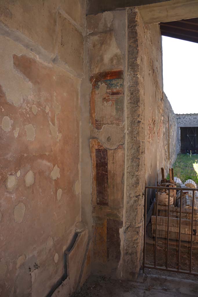 VI.11.10 Pompeii. November 2017. Room 46, south wall in south-east corner.
Foto Annette Haug, ERC Grant 681269 DÉCOR