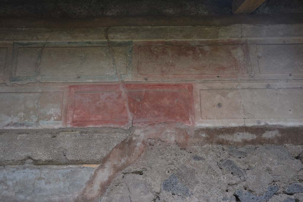 VI.11.10 Pompeii. October 2017. Room 24, detail of Style I, multicoloured stucco bricks on south wall.
Foto Annette Haug, ERC Grant 681269 DÉCOR
