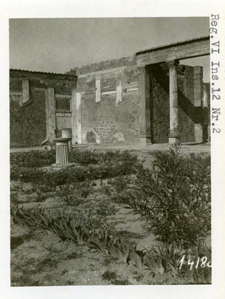 VI.12.2 Pompeii. pre-1937-39. Looking towards north-west corner of middle peristyle garden. Photo courtesy of American Academy in Rome, Photographic Archive.
Warsher collection no. 1418a