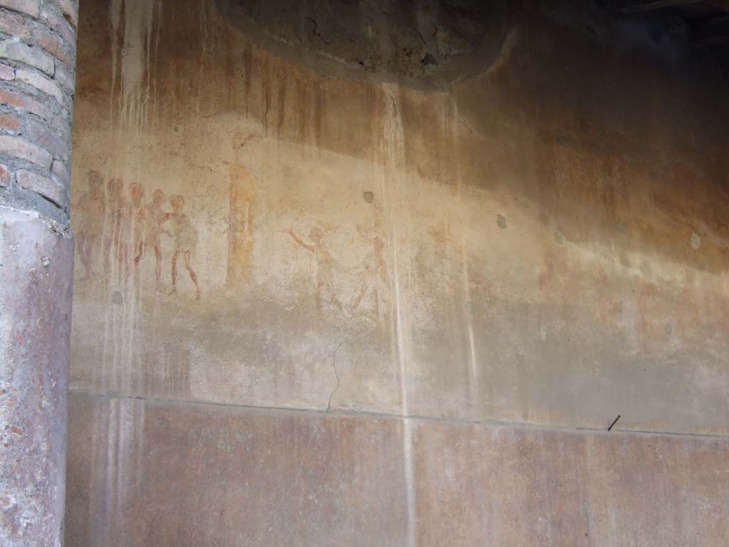 VI.14.22 Pompeii. December 2007. Room 12, south wall of raised level.
Wall paintings of groups of figures. According to Seyffert, “the fullones at Rome formed one of the oldest guilds.
Like all mechanics, they worshipped Minerva as their tutelary goddess, and took a prominent part in her chief festival, the Quinquatrus”.
See Seyffert, Dr O., 1894, Dictionary of Classical Antiquities, London: William Glaisher. (p243-4).