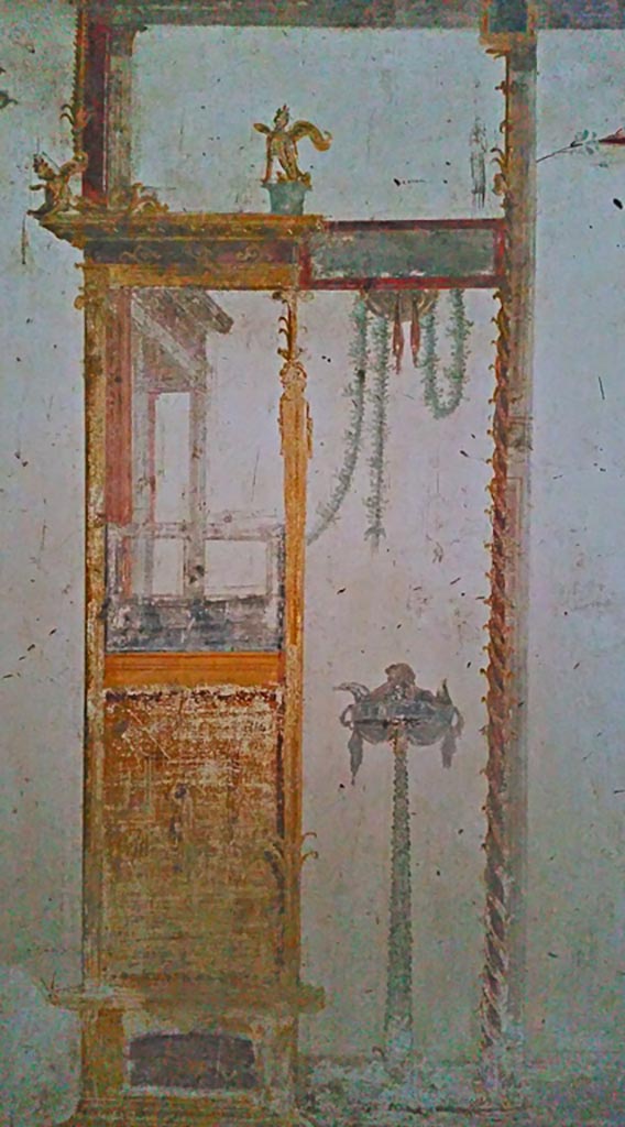 VI.15.1 Pompeii. December 2019.
Detail from south wall of oecus, on east side of central painting.
Photo courtesy of Giuseppe Ciaramella.