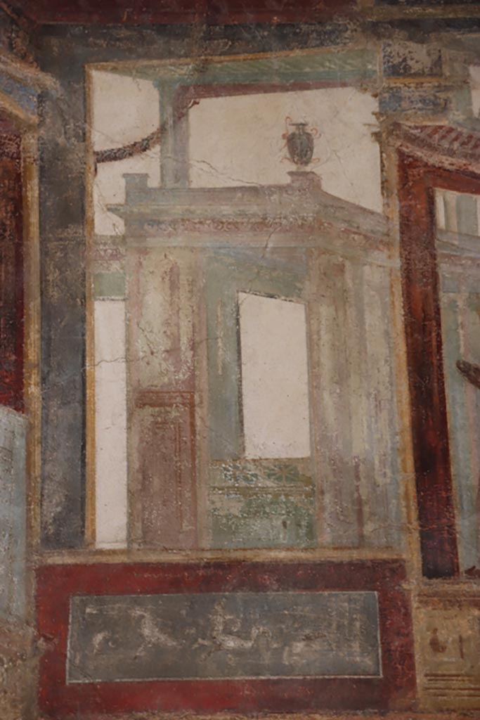 VI.15.1 Pompeii. October 2023. 
Upper east wall of exedra, continuation from north end. Photo courtesy of Klaus Heese.
