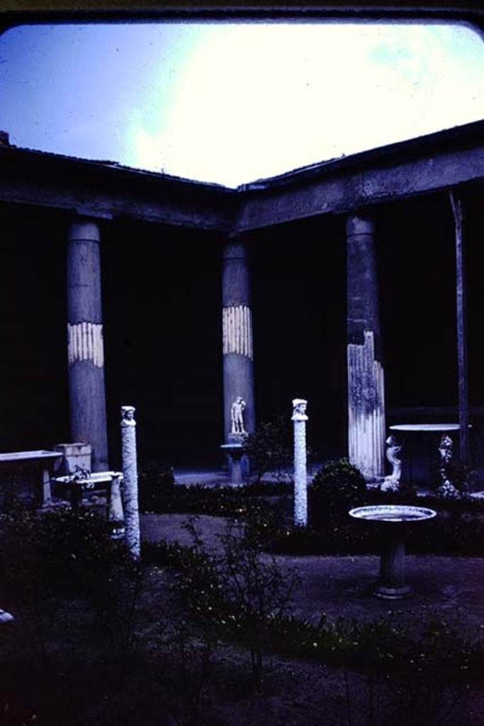 VI.15.1 Pompeii. 1955. Garden area, looking towards north-east corner. Photo by Stanley A. Jashemski.
Source: The Wilhelmina and Stanley A. Jashemski archive in the University of Maryland Library, Special Collections (See collection page) and made available under the Creative Commons Attribution-Non Commercial License v.4. See Licence and use details.
J55f0479