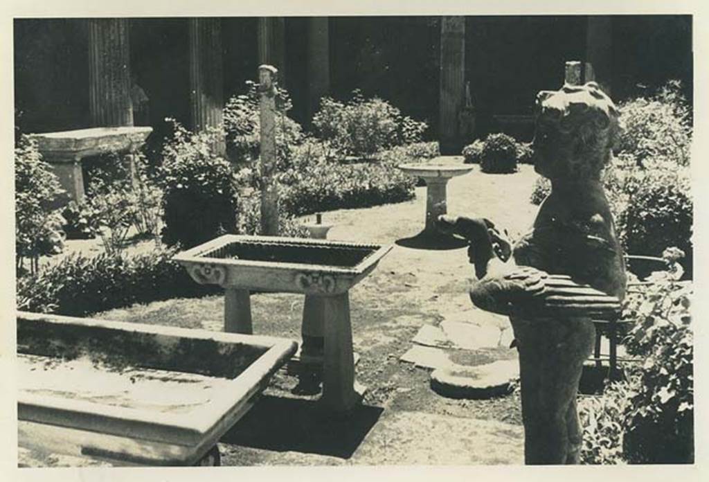 VI.15.1 Pompeii. 22nd July 1961. Looking south-east from north portico. Photo courtesy of Rick Bauer.