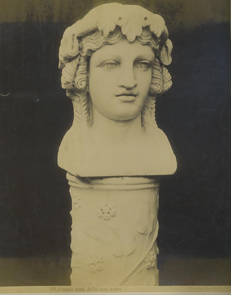 VI.15.1 Pompeii, Mid 1890’s photograph by Esposito, no. 193. Bust of Ariadne at the top of the herm.
The painted inventory number on the side of the bust is 678. Photo courtesy of Rick Bauer.