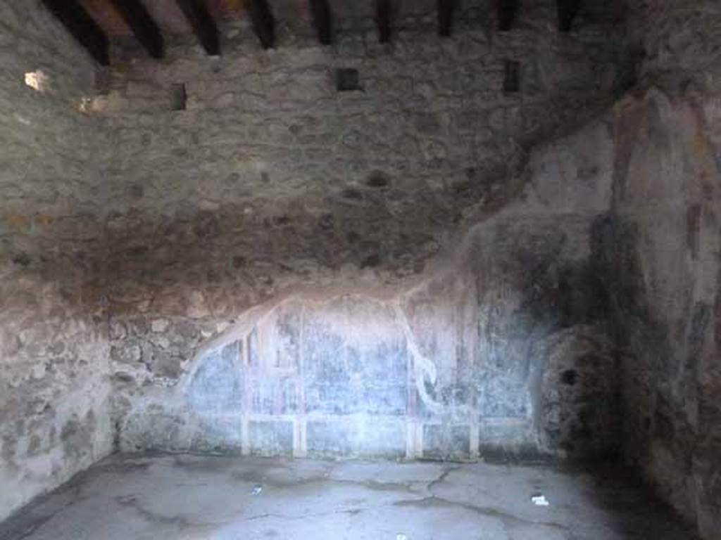 VI.16.7 Pompeii. May 2010. Room M, north wall.