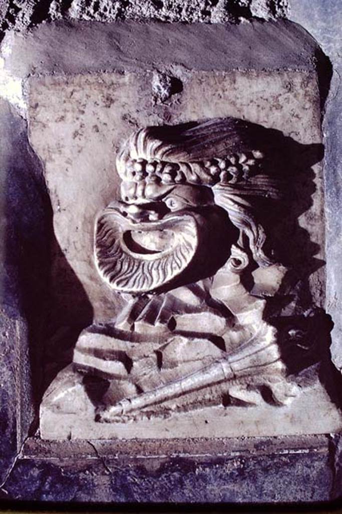 VI.16.7 Pompeii, 1968.
Relief of mask, a fragment found embedded in the south wall. Photo by Stanley A. Jashemski.
Source: The Wilhelmina and Stanley A. Jashemski archive in the University of Maryland Library, Special Collections (See collection page) and made available under the Creative Commons Attribution-Non-Commercial License v.4. See Licence and use details.
J68f0234