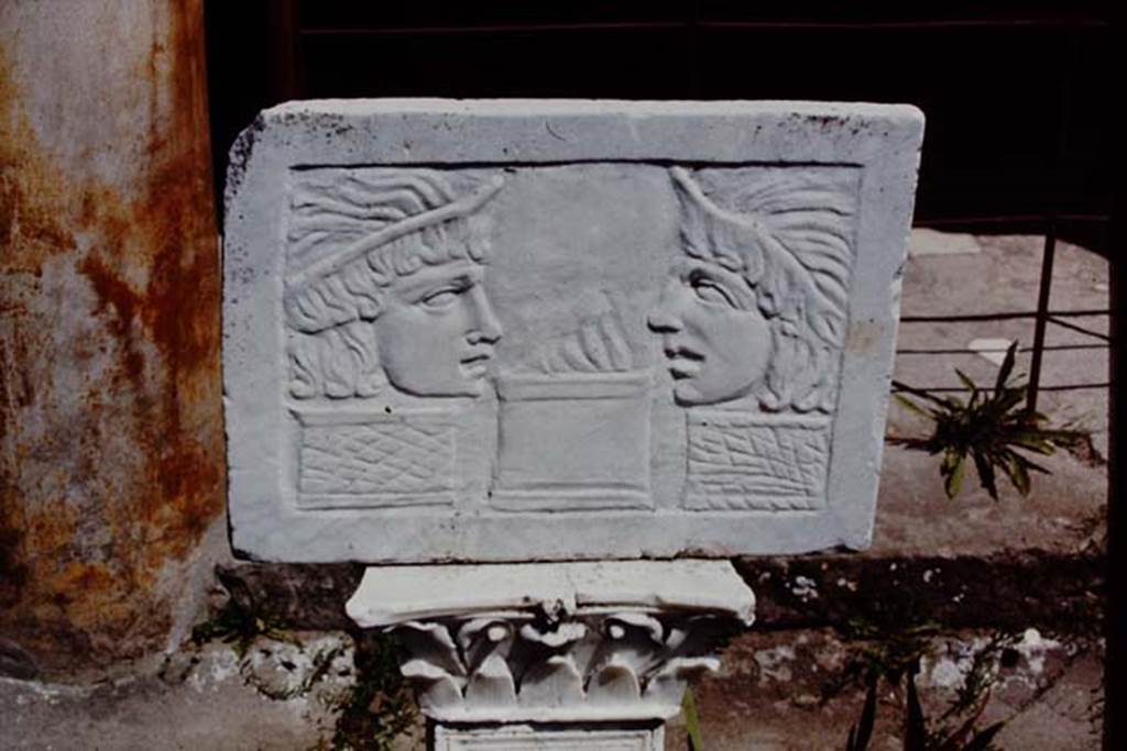 VI.16.7 Pompeii, 1968. Marble relief. Photo by Stanley A. Jashemski.
Source: The Wilhelmina and Stanley A. Jashemski archive in the University of Maryland Library, Special Collections (See collection page) and made available under the Creative Commons Attribution-Non Commercial License v.4. See Licence and use details. J68f0202