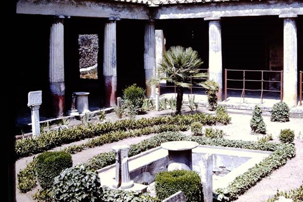 VI.16.7 Pompeii. 1964. Looking north-east across peristyle garden room F, from south-west corner. Photo by Stanley A. Jashemski.
Source: The Wilhelmina and Stanley A. Jashemski archive in the University of Maryland Library, Special Collections (See collection page) and made available under the Creative Commons Attribution-Non Commercial License v.4. See Licence and use details.
J64f1872
