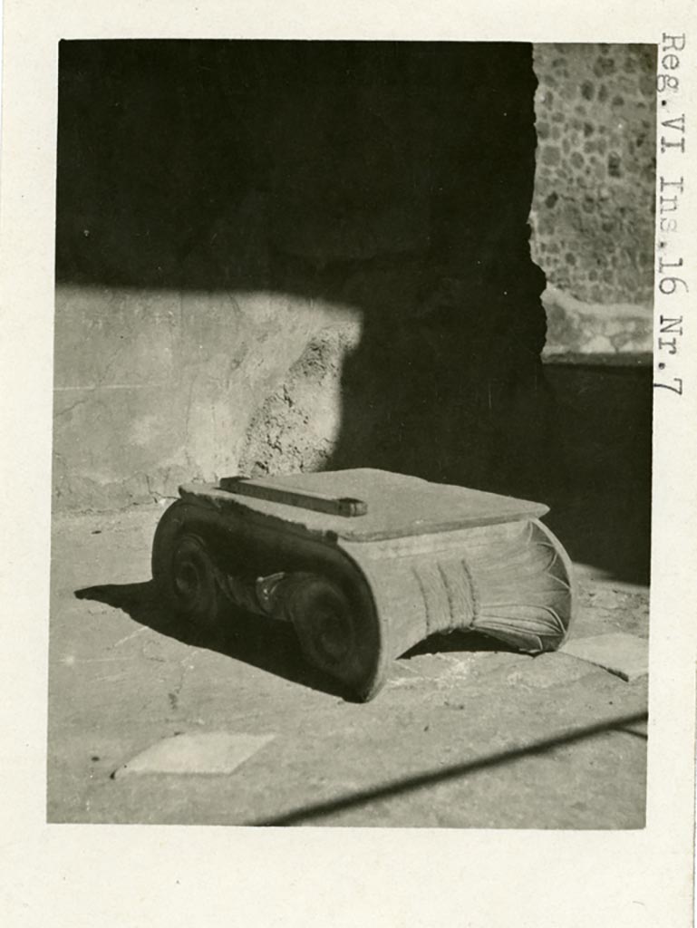 VI.16.7 Pompeii, according to Warsher. Pre-1937-39. Detail of capital.
Photo courtesy of American Academy in Rome, Photographic Archive. Warsher collection no. 228.