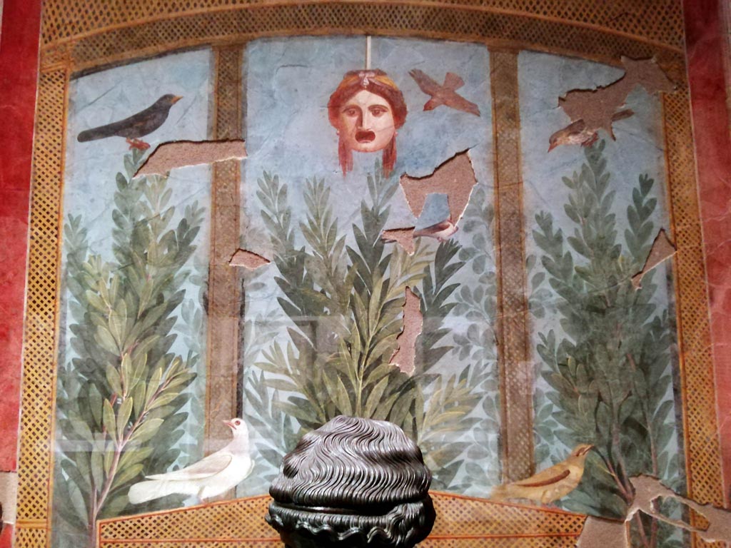 VI.17.42 Pompeii. December 2019.
Summer triclinium 31, detail of a part of the large fresco which covered the entire south wall. Photo courtesy of Giuseppe Ciaramella.