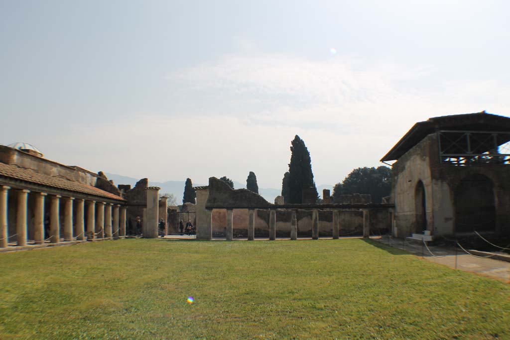 VII.1.8 Pompeii. March 2014. Looking south across gymnasium C, towards south portico.
Foto Annette Haug, ERC Grant 681269 DÉCOR