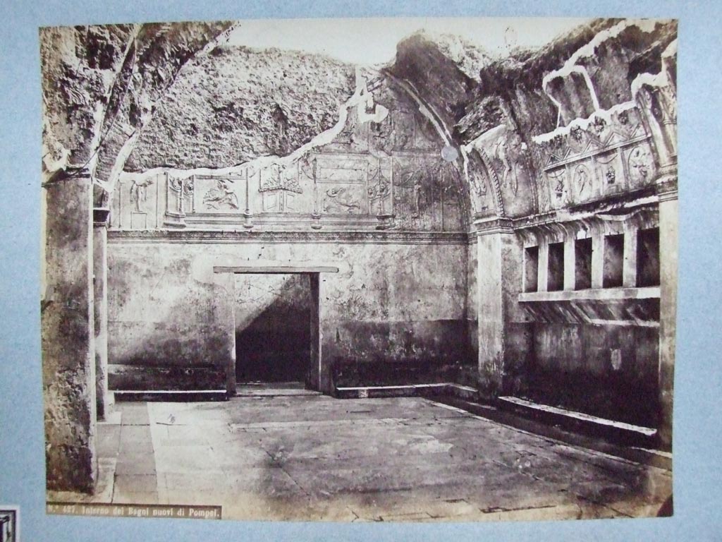 VII.1.8 Pompeii Stabian Baths. East end wall of men’s changing room 2 and doorway to waiting room 2a.
Old undated photograph courtesy of the Society of Antiquaries, Fox Collection.