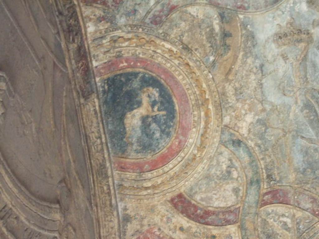 VII.1.8 Pompeii. September 2005. Detail of stucco ceiling in vestibule 1.