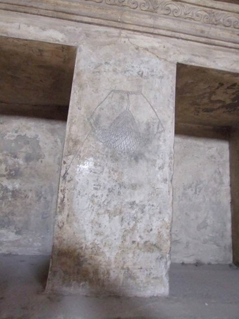 VII.1.8 Pompeii. December 2007. Scratched graffito in women’s changing room 11.
