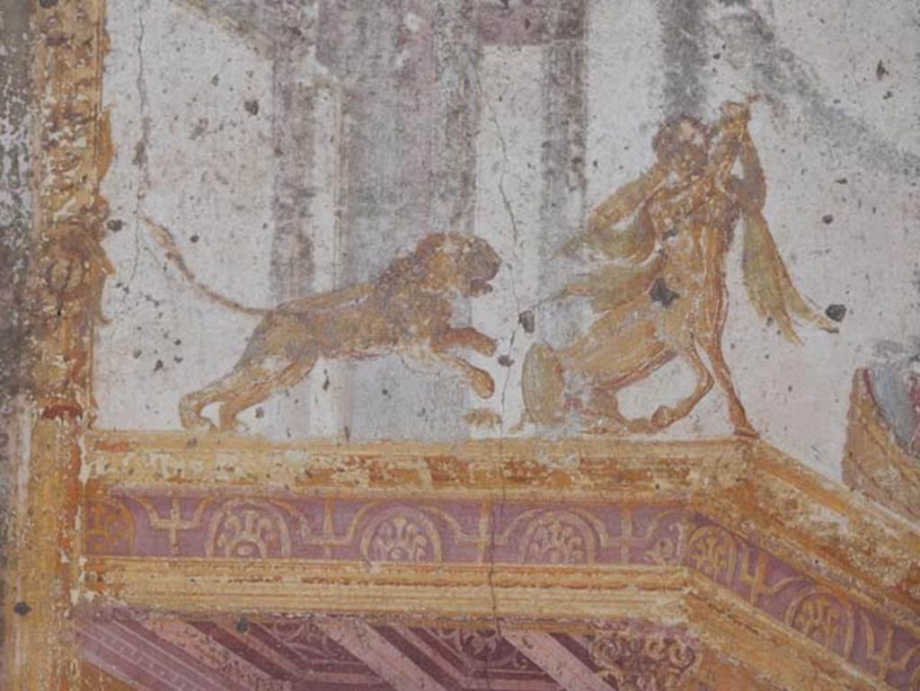 VII.1.47 Pompeii, May 2018. Exedra 10, detail from east end of north wall. Photo courtesy of Buzz Ferebee.