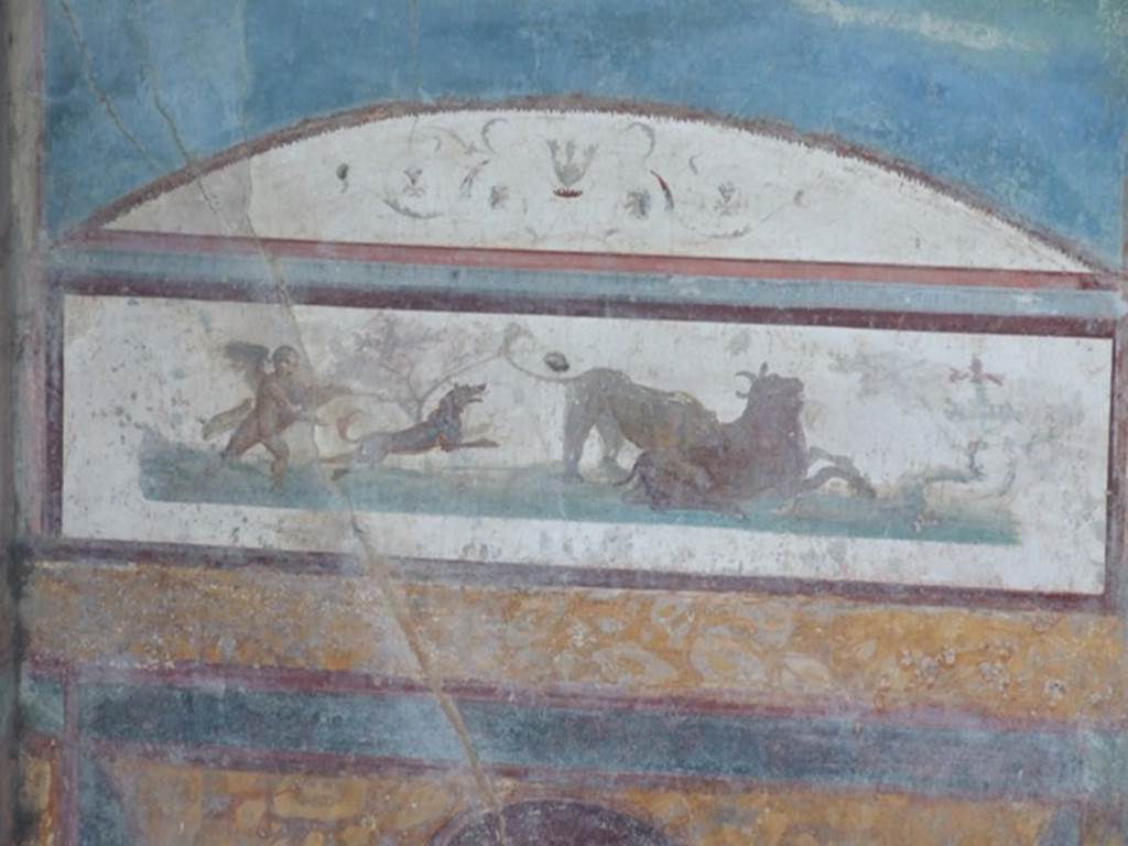 VII.4.48 Pompeii. December 2007. Room 11. Detail from South wall of Tablinum.