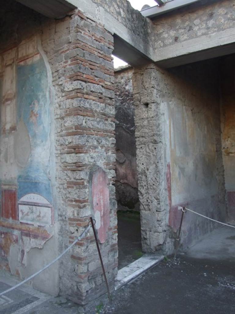 VII.4.48 Pompeii. December 2007. Doorway to Room 12.