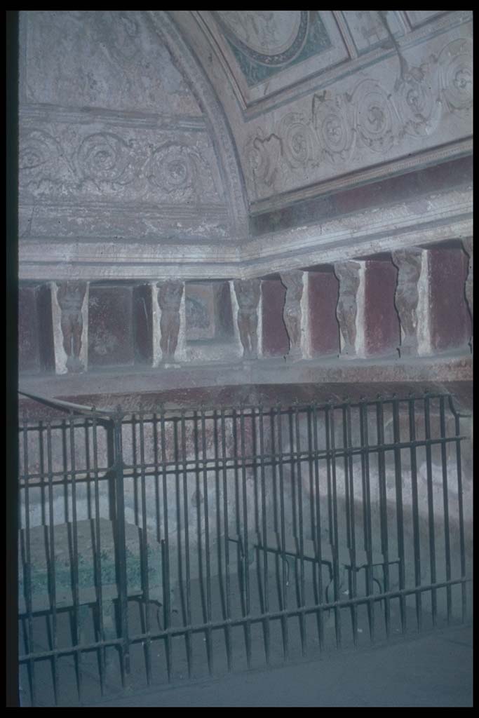 VII.5.24 Pompeii. Tepidarium (37), south-west corner.
Photographed 1970-79 by Günther Einhorn, picture courtesy of his son Ralf Einhorn.