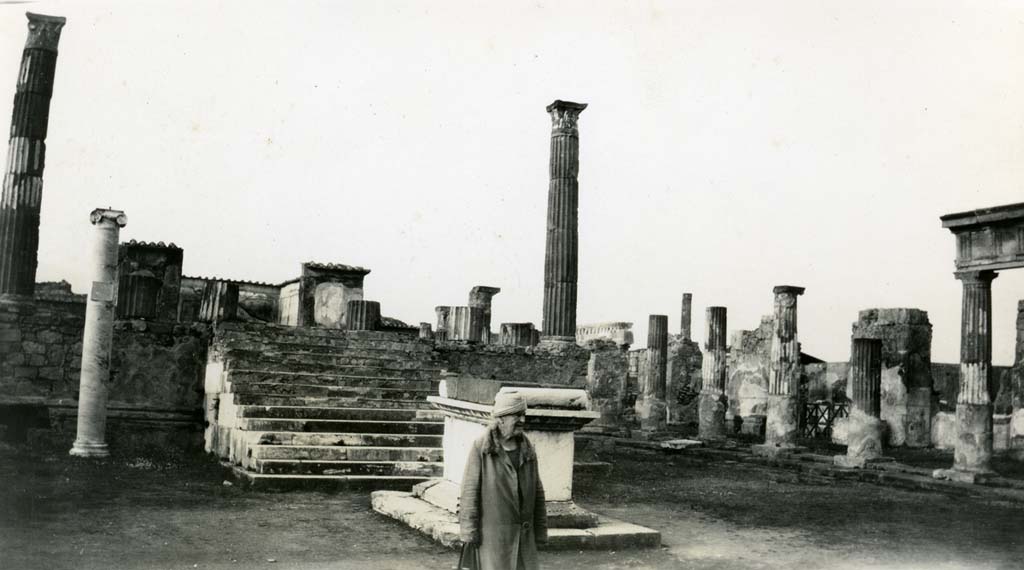 VII.7.32 Pompeii. Looking north-east towards altar, podium and cella. Photo taken between 1900-1930,
Photo by Esther Boise Van Deman (c) American Academy in Rome. VD_Archive_Ph_224.