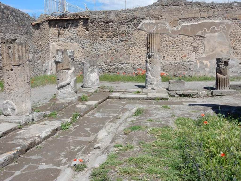VII.7.32 Pompeii. May 2018. Looking north towards north-west corner. Photo courtesy of Buzz Ferebee.