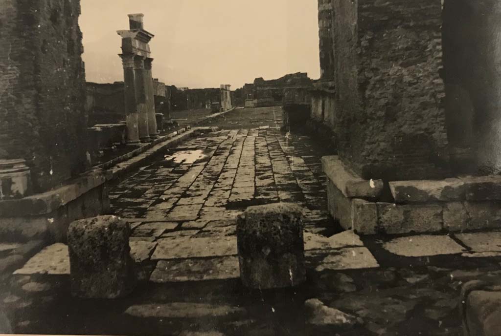 VII.8.00 Pompeii, Arch of Tiberius, 1944. Looking south through arch into north-east corner of Forum.
Photo courtesy of Rick Bauer
(This photo was in an album belonging to a “sailor” assigned to Patrol Squadron 63 (VP-63).)