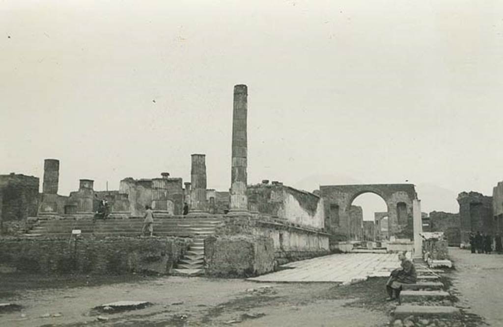 VII.8 Pompeii Forum. April 1938. Looking towards the east side of the Forum at its north end. Photo courtesy of Rick Bauer.