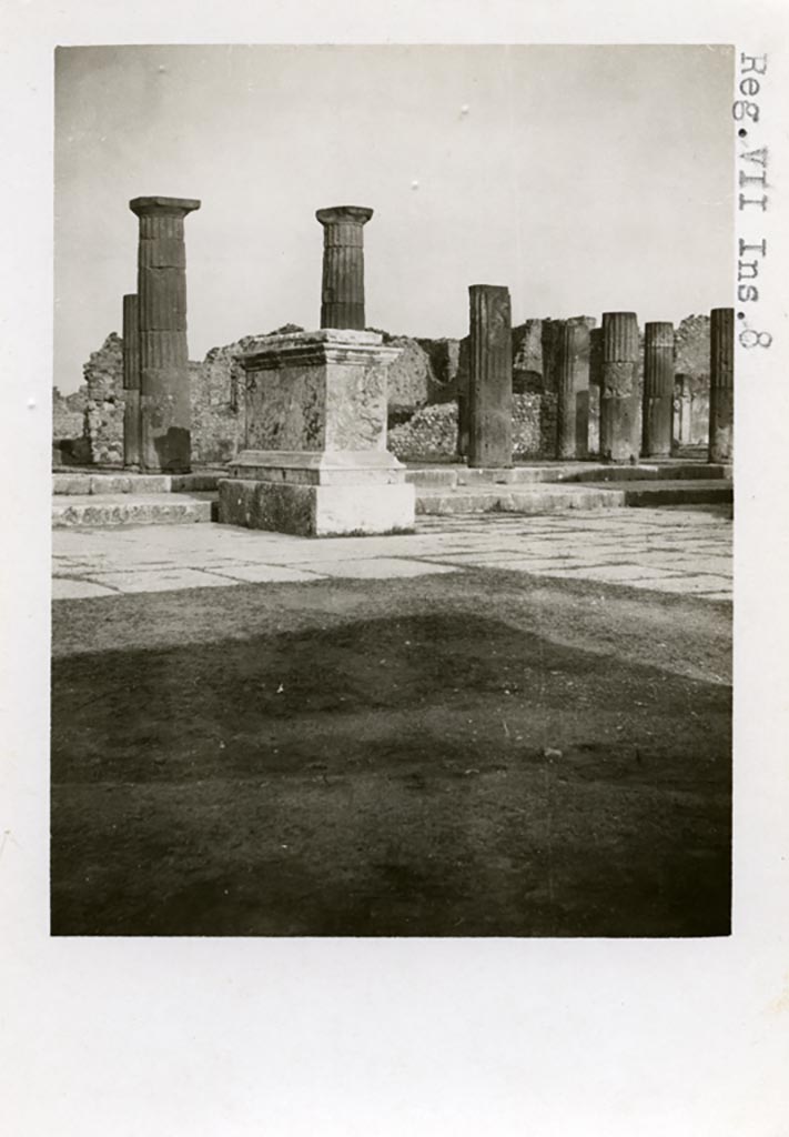 VII.8 Pompeii. Pre-1937-39. Looking south-east across Forum towards marble base.
Photo courtesy of American Academy in Rome, Photographic Archive. Warsher collection no. 1125.