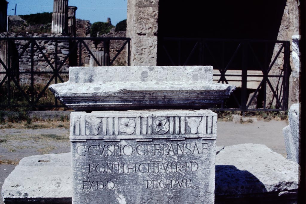 VII.8 Pompeii Forum. 1968.
Pedestal base for statue, decorated with bull's heads and flower motifs, looking west. Photo by Stanley A. Jashemski.
Source: The Wilhelmina and Stanley A. Jashemski archive in the University of Maryland Library, Special Collections (See collection page) and made available under the Creative Commons Attribution-Non-Commercial License v.4. See Licence and use details.
J68f0992