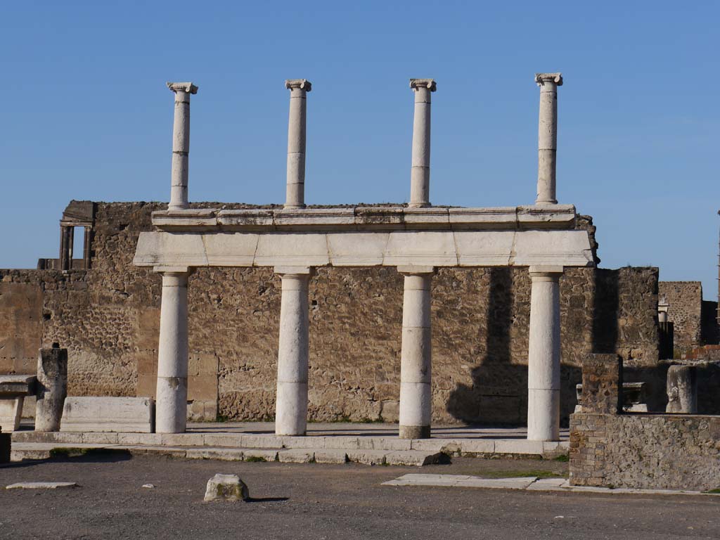 VII.8.00, Pompeii. March 2019. Looking west across Forum.
Foto Anne Kleineberg, ERC Grant 681269 DÉCOR.