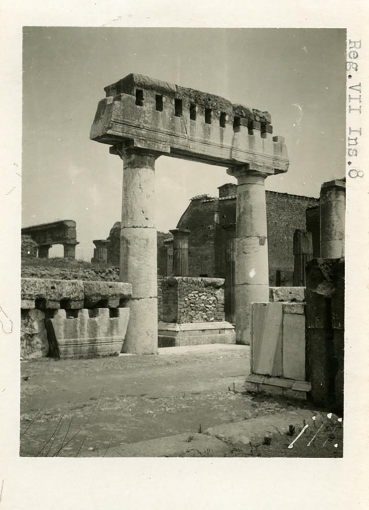 VII.8 Pompeii Forum. Pre-1937-39. Looking south-east from west side.
Photo courtesy of American Academy in Rome, Photographic Archive. Warsher collection no. 111.