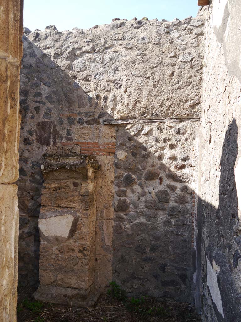 VII.8.01 Pompeii. September 2018. Looking towards north wall in north-east corner.
Foto Anne Kleineberg, ERC Grant 681269 DÉCOR.

