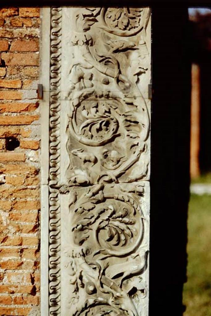 VII.9.1 Pompeii. 1991. Decoration from north side.
Source: The Wilhelmina and Stanley A. Jashemski archive in the University of Maryland Library, Special Collections (See collection page) and made available under the Creative Commons Attribution-Non Commercial License v.4. See Licence and use details. J91f0021