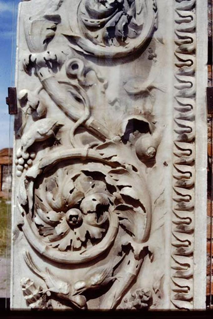 VII.9.1 Pompeii. 1991. Entrance decoration, south side of doorway, detail from photo above and below.
Source: The Wilhelmina and Stanley A. Jashemski archive in the University of Maryland Library, Special Collections (See collection page) and made available under the Creative Commons Attribution-Non Commercial License v.4. See Licence and use details. J91f0003