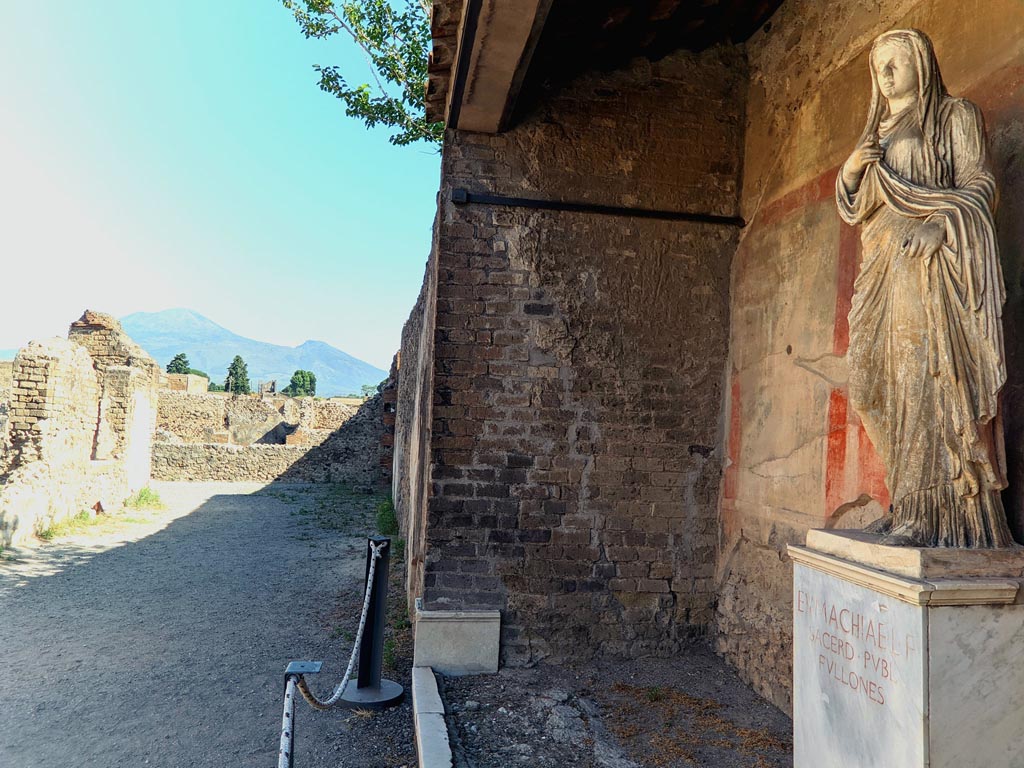 VII.9.1 Pompeii. April 2022. Looking north along east corridor 12. Photo courtesy of Giuseppe Ciaramella.