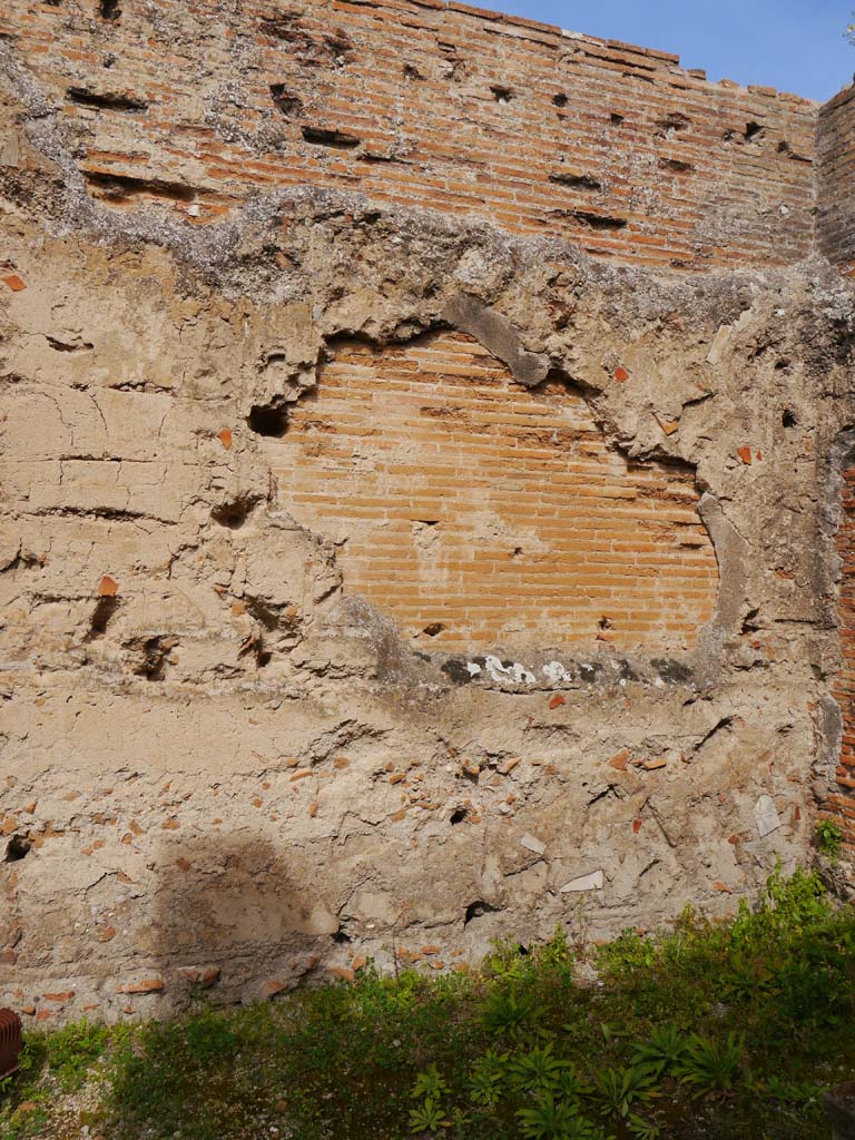 VII.9.2 Pompeii. March 2019. North wall of cella, east end.
Foto Anne Kleineberg, ERC Grant 681269 DÉCOR.