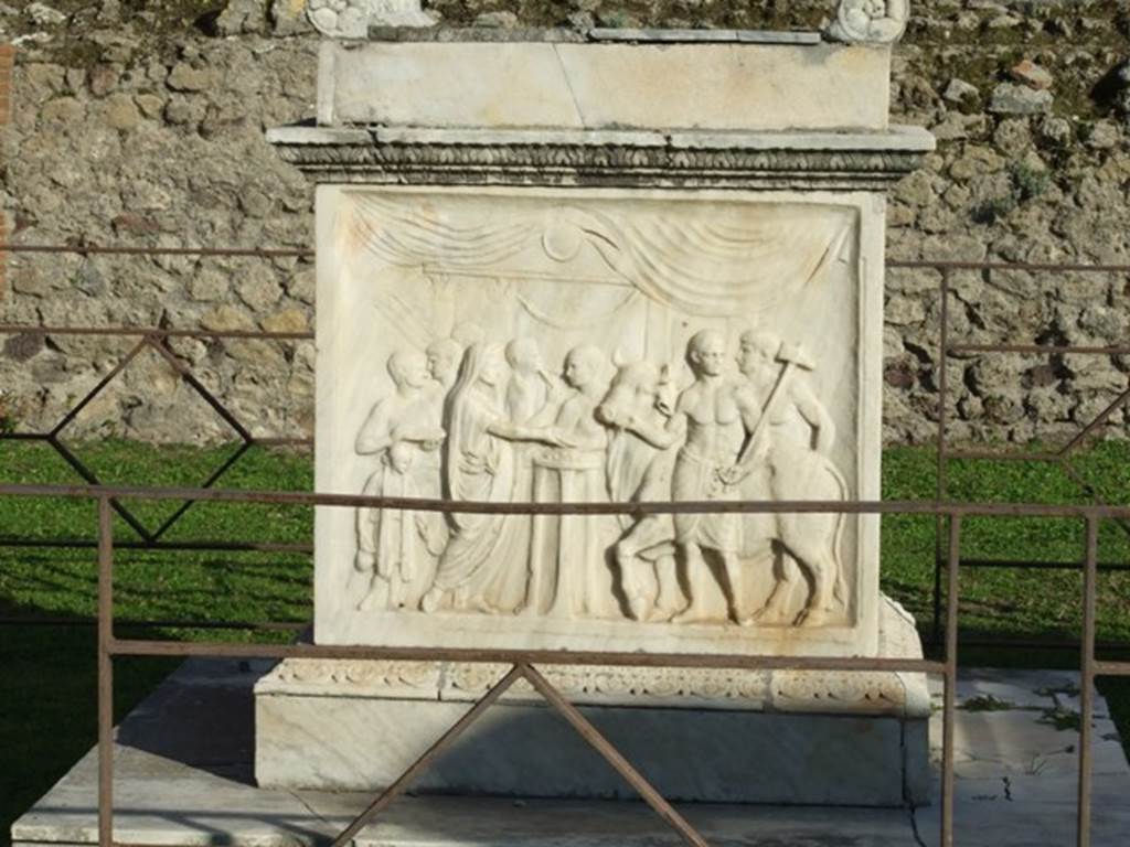 VII.9.2 Pompeii. December 2005. West side of altar.