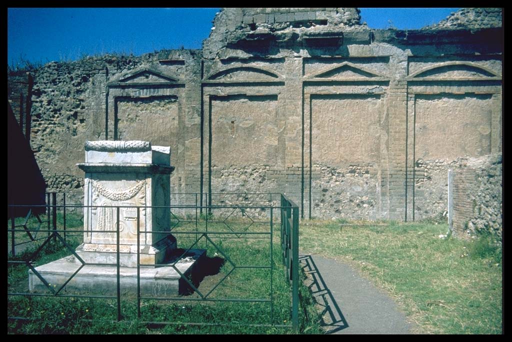 VII.9.2 Pompeii. Looking north at south side of altar.
Photographed 1970-79 by Günther Einhorn, picture courtesy of his son Ralf Einhorn.