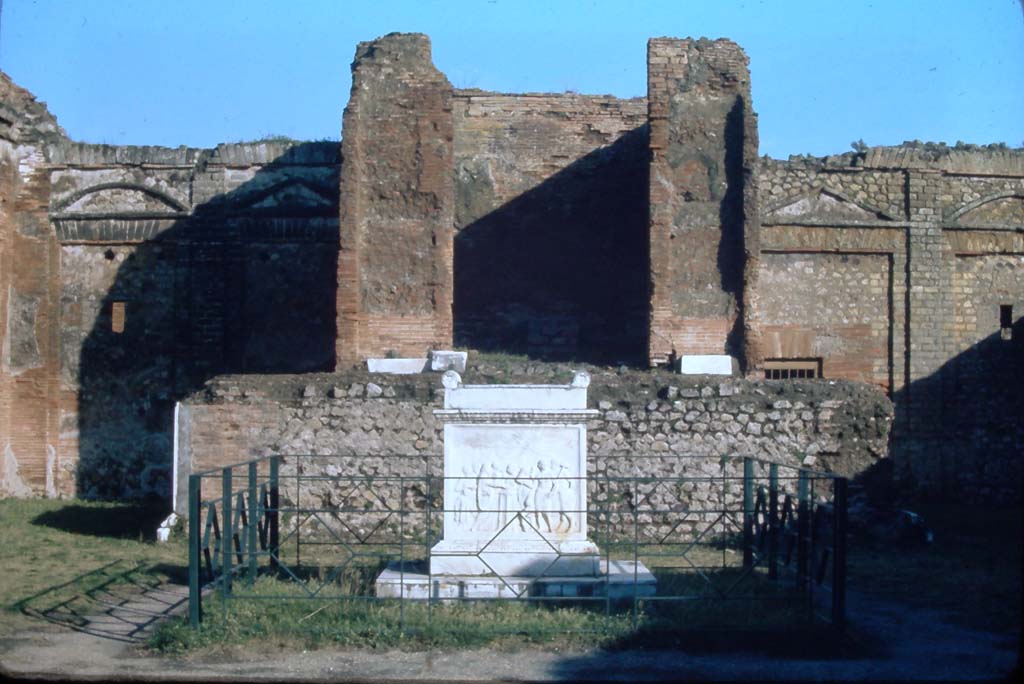 VII.9.2 Pompeii. 4th December 1971. Looking east.
Photo courtesy of Rick Bauer, from Dr George Fay’s slides collection.