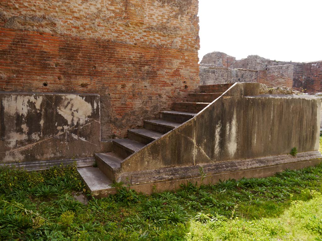 VII.9.2 Pompeii. March 2019. Steps at north end of podium to cella.
Foto Anne Kleineberg, ERC Grant 681269 DÉCOR.