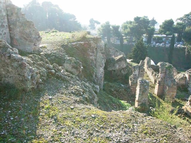 VII.16.15 House of Aulus Umbricius Scaurus.  Rear of lower level from Atrium.